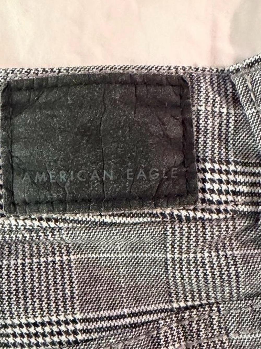 (826-2) ✨ American Eagle Outfitters Plaid Super Stretch Mini Skirt ✨ - Picture 3 of 5